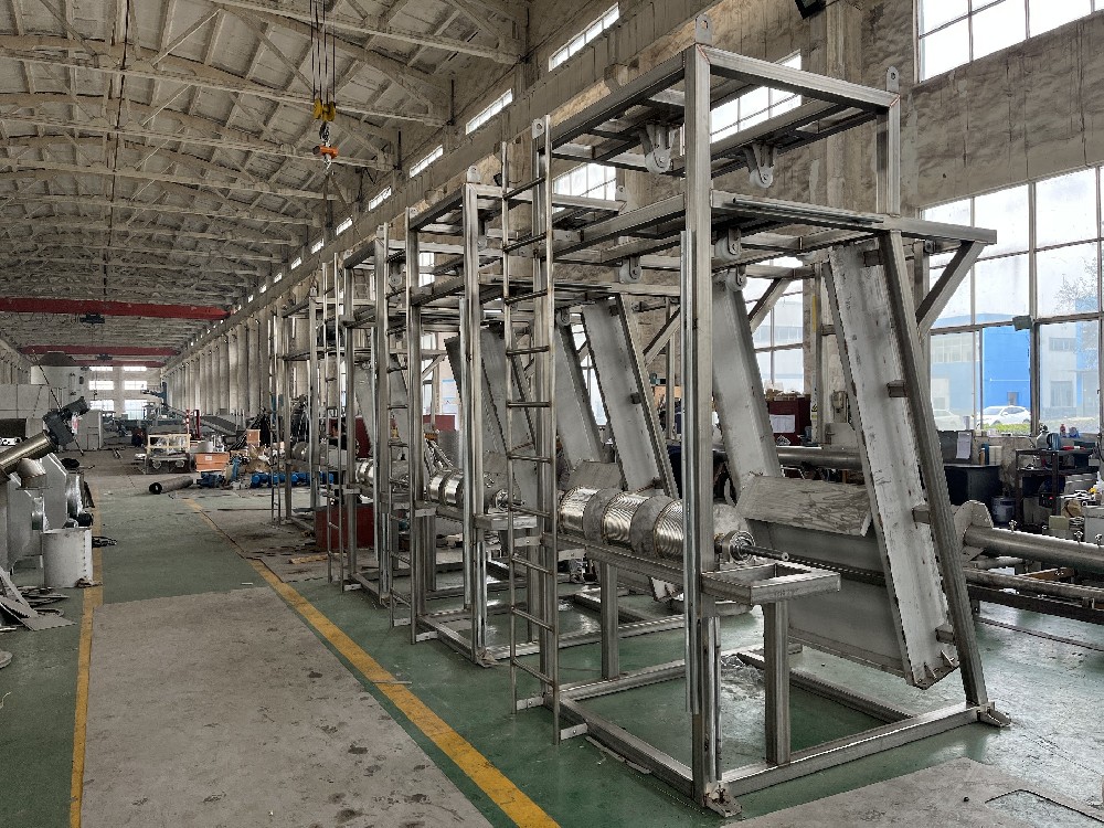 三索式钢丝绳格栅除污机